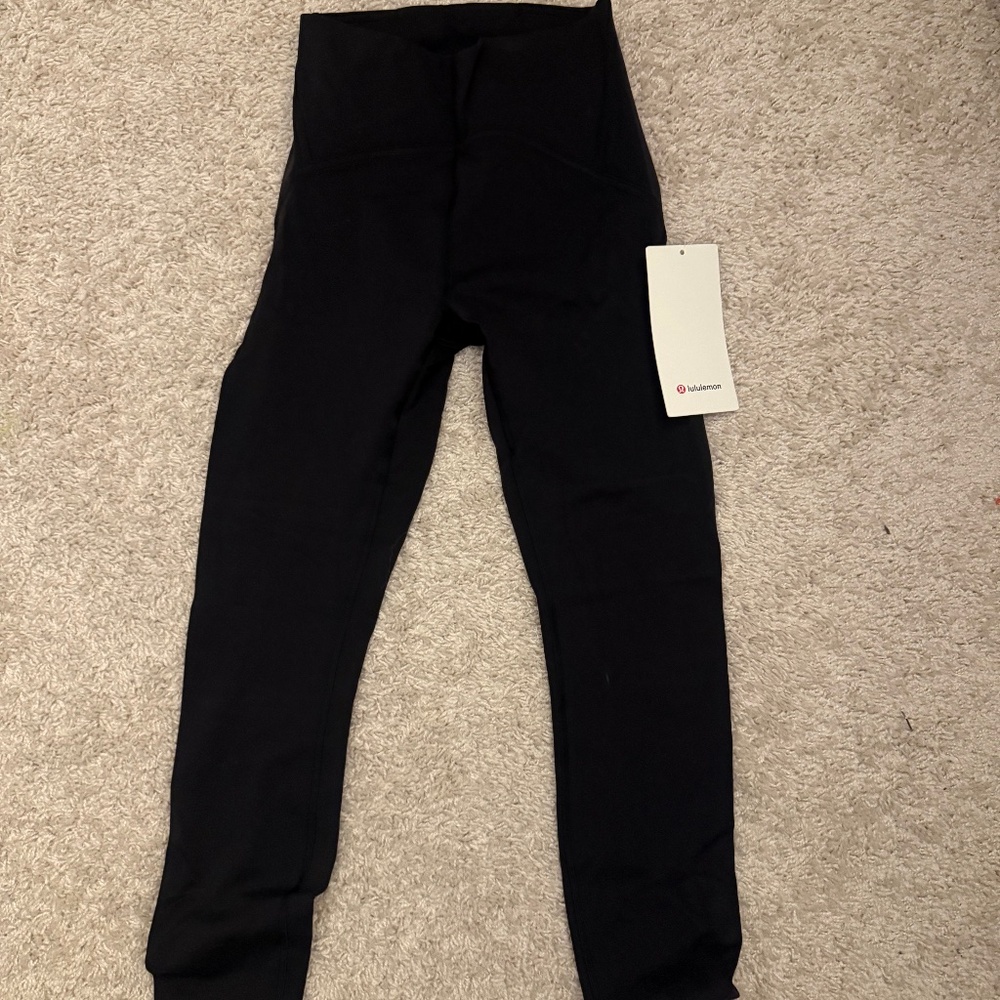 Black Lululemon leggings